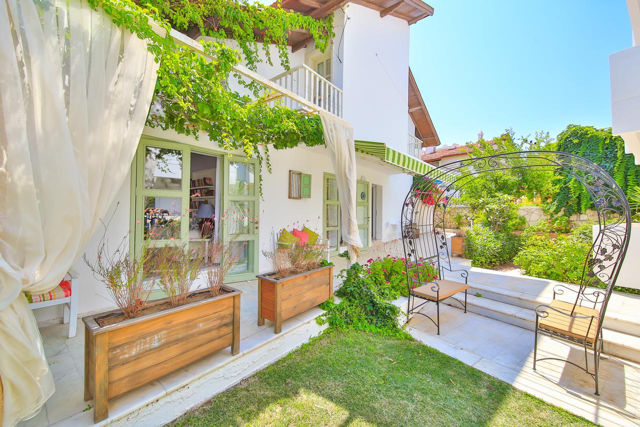 Palas Ilica Çeşme Esterno foto